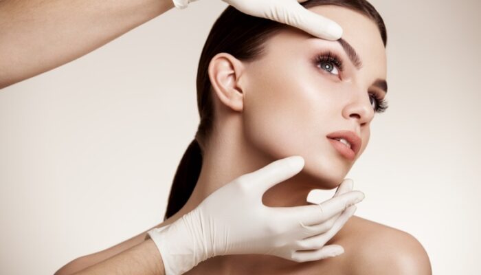 PROs and CONs of Cosmetic Surgery